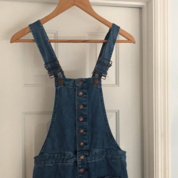Capri Jeans Overalls - Picture 6 of 7